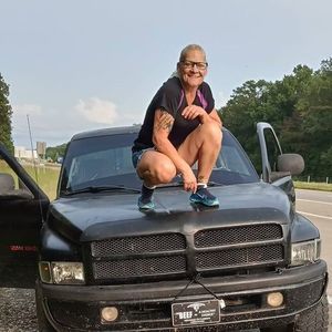 Meet your Posher, Mischelle